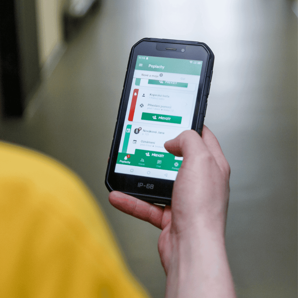 Přijatý poplach v mobilní aplikaci HelpLivi
